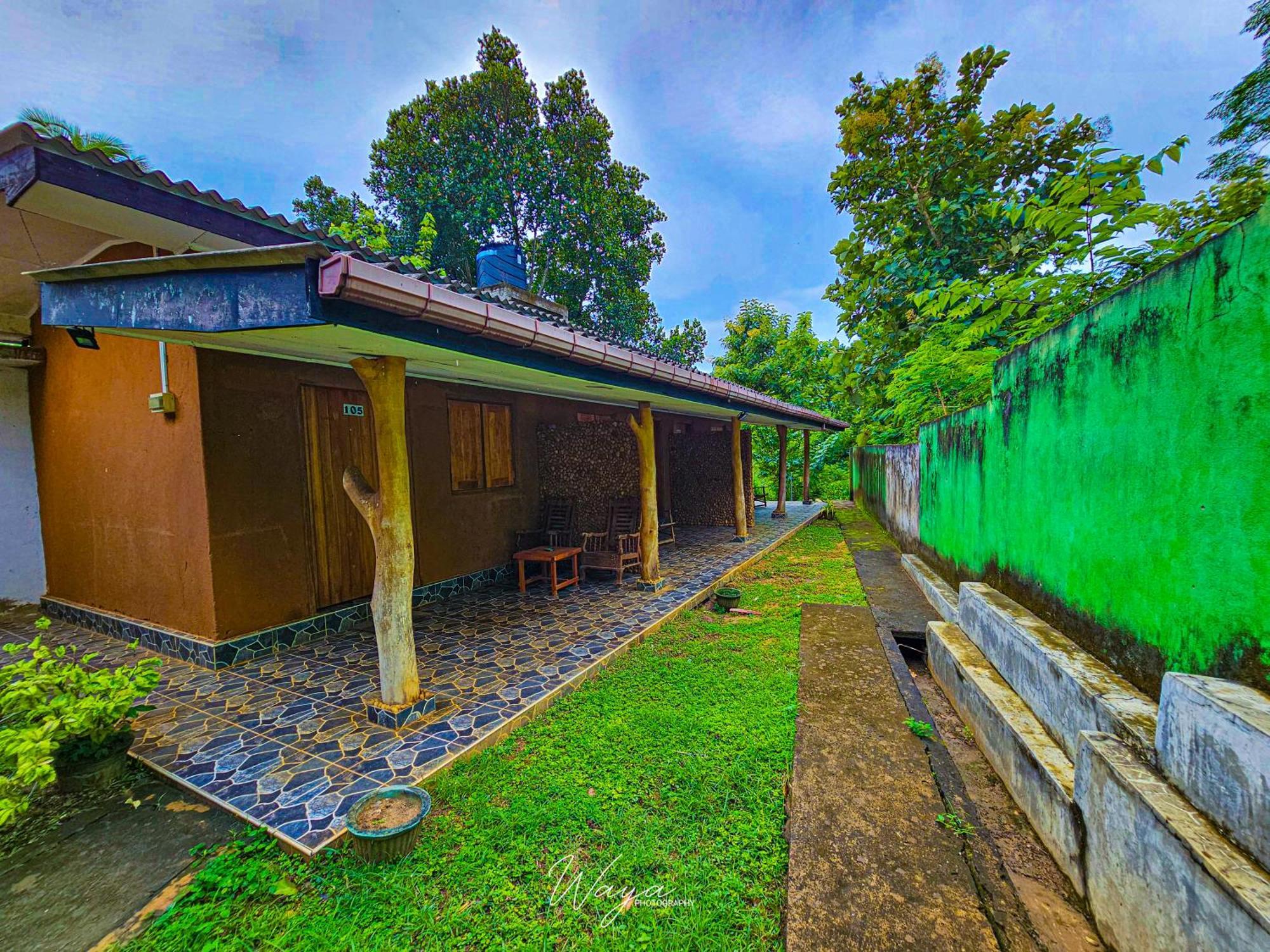 Elephant Paradise Safari Bungalow Удавалаве Экстерьер фото